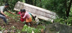 വാളറ ചീയപ്പാറയ്ക്ക് സമീപം കെ.എസ്.ആർ.ടി.സി ബസ് മറിഞ്ഞു; നിരവധി പേർക്ക് പരിക്ക്