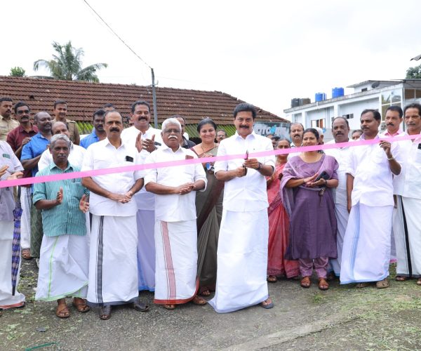 ഇടുക്കി ജില്ലയിലെ ടൗണുകളുടെ വികസനത്തിന് സർക്കാർ മുന്തിയ പരിഗണന നൽകുന്നു: മന്ത്രി റോഷി അഗസ്റ്റിൻ
