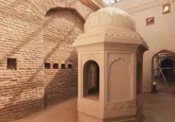 പാക്കിസ്ഥാനിലെ ലോഹ് ക്ഷേത്രം നവീകരിച്ച് പൊതുജനത്തിനായി തുറന്ന് നൽകി