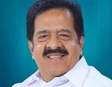 സി.പി.എം നേതാക്കൾ മാധ്യമസ്വാതന്ത്ര്യത്തെക്കുറിച്ച്‌ പഠിപ്പിക്കണ്ട; റിപ്പോർട്ടർ ബ്രോഡ്കാസ്റ്റിംഗ് കമ്പനി ഓഫിസിൽ നടന്നത് നിയമപരമായ പരിശോധന മാത്രം : ആഭ്യന്തരമന്ത്രി രമേശ് ചെന്നിത്തല