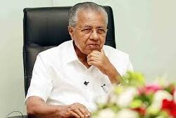 മാസപ്പടി കേസ്സ്; എഫ്ഐആർ രജിസ്റ്റർ ചെയ്ത് അന്വേഷിക്കാൻ ഹൈക്കോടതി ഉത്തരവ്; പിണറായി വിജയനും റിയാസിനും തിരിച്ചടി