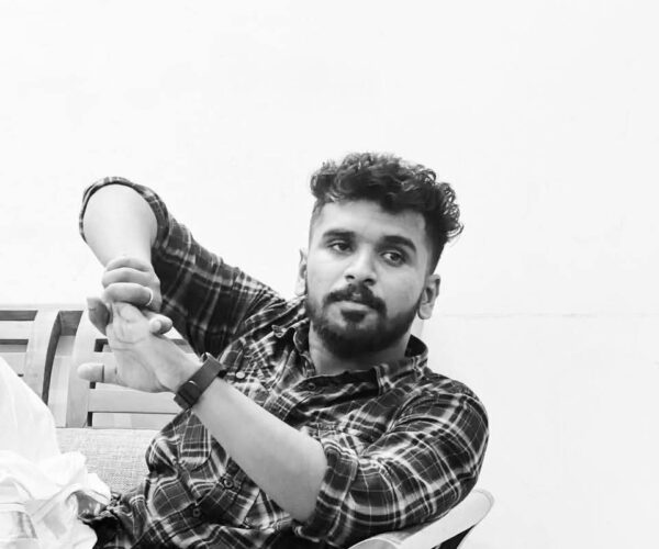 കല്ലാറില് വിദ്യാര്ത്ഥികളെ മര്ദ്ദിച്ച സംഭവം; പഞ്ചായത്ത് ജീവനക്കാരന് സസ്പെന്ഷന്