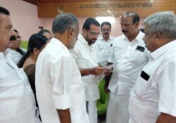 കാഞ്ഞാർ - ആനക്കയം റോഡ് ബി.എം.ബി.സി നിലവാരത്തിൽ പണിയാൻ അടുത്ത ബജറ്റിൽ തുക അനുവദിക്കണം; റോയി കെ പൗലോസ് എം എൽ എയ്‌ക്ക് നിവേദനം നൽകി