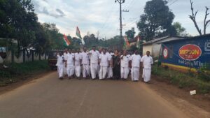 മോദി - അമിത് ഷാ - തെരഞ്ഞെടുപ്പ് കമ്മീഷൻ നടപടികൾക്കെതിരെ കോൺഗ്രസ് പ്രതിഷേധം
