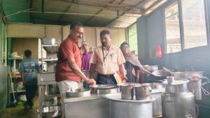 ശബരിമല - മണ്ഡല കാല തീർത്ഥാടനത്തിന്റെ മുന്നൊരുക്കങ്ങളുടെ ഭാഗമായി ആരോഗ്യ വകുപ്പിന്റെ നേതൃത്വത്തിൽ പരിശോധനകൾ നടന്നു